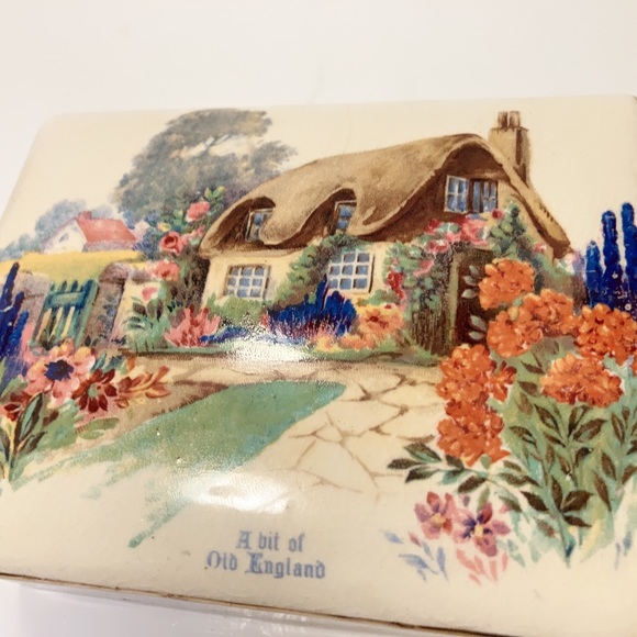 Old Empire English Ceramic Trinket Box With Lid - Picture 7 of 8